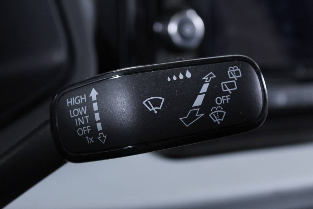 seat-arona-2024-gasolina-999cc