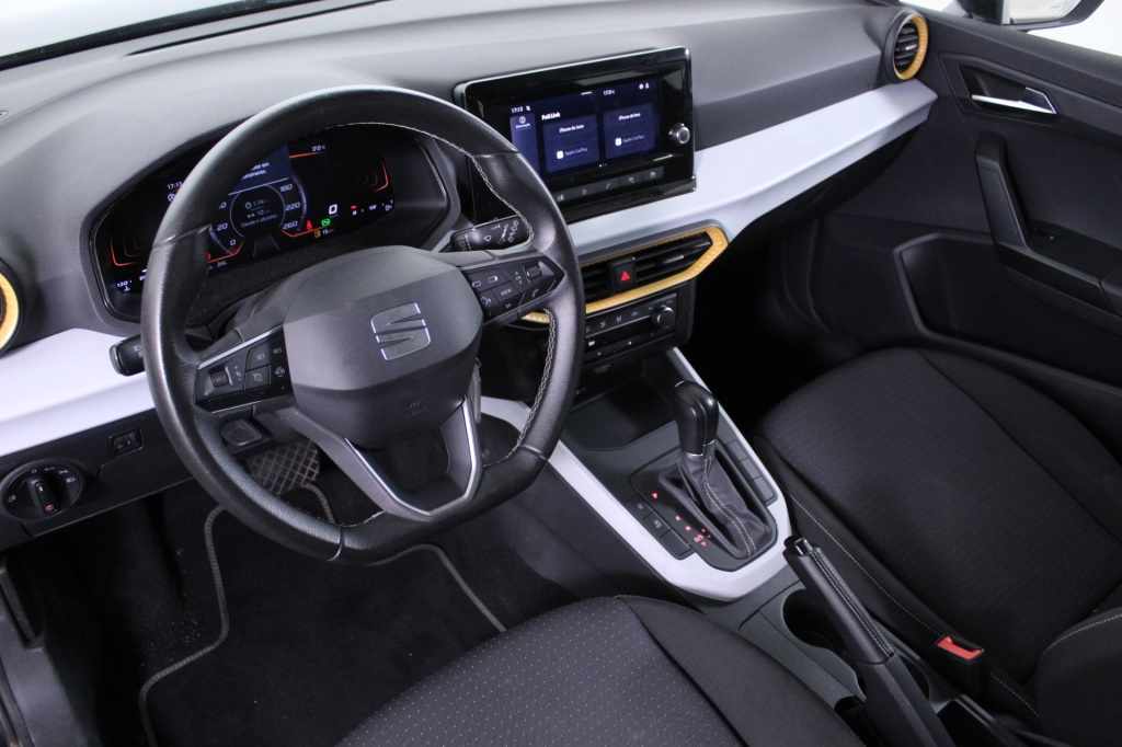 seat-arona-2024-gasolina-999cc