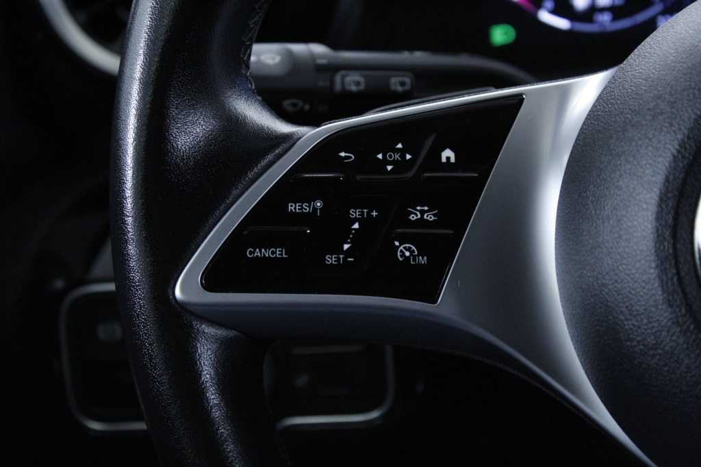 mercedes-benz-classe-a-2024-hibrido-1332cc