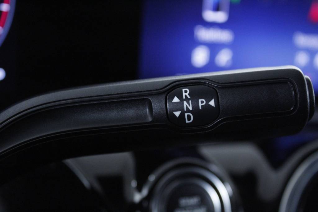 mercedes-benz-classe-a-2024-hibrido-1332cc