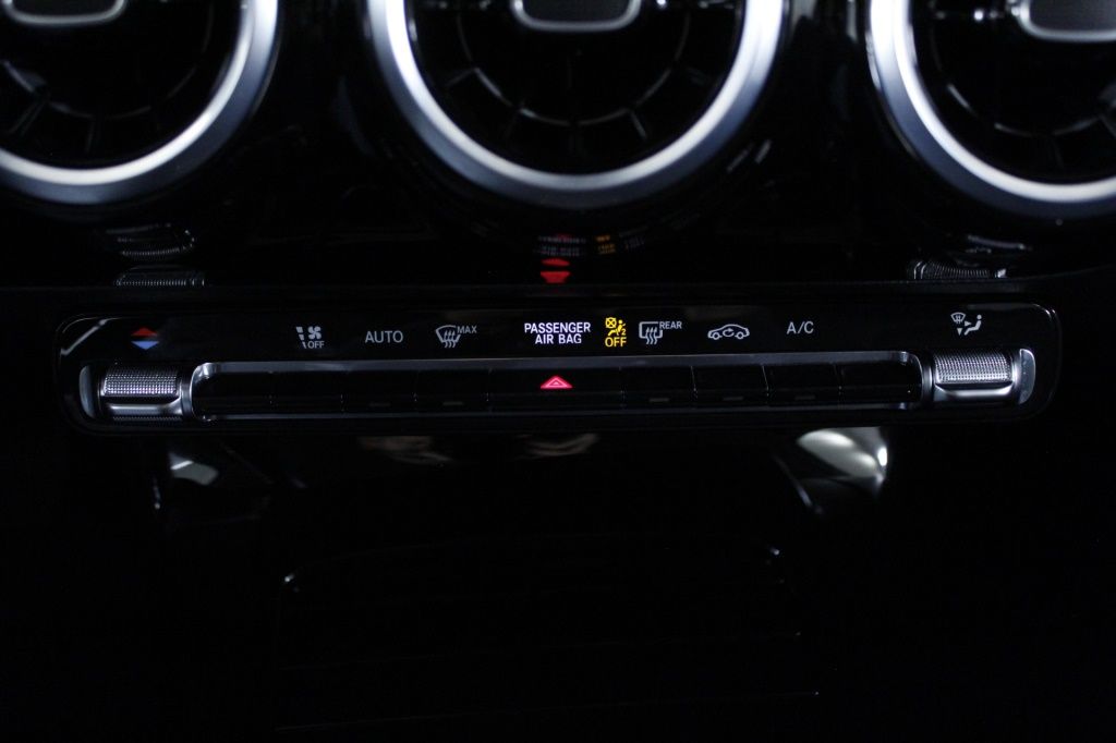 mercedes-benz-classe-a-2024-hibrido-1332cc
