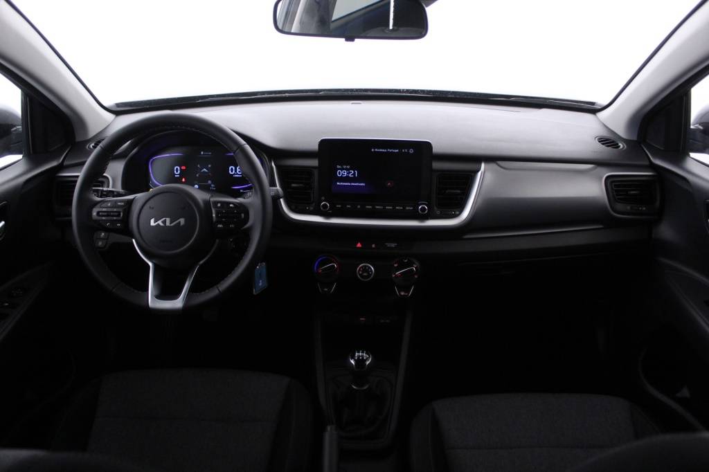 kia-stonic-2024-gasolina-1197cc