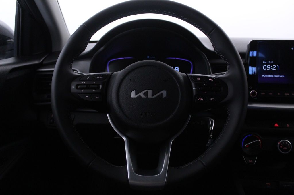 kia-stonic-2024-gasolina-1197cc