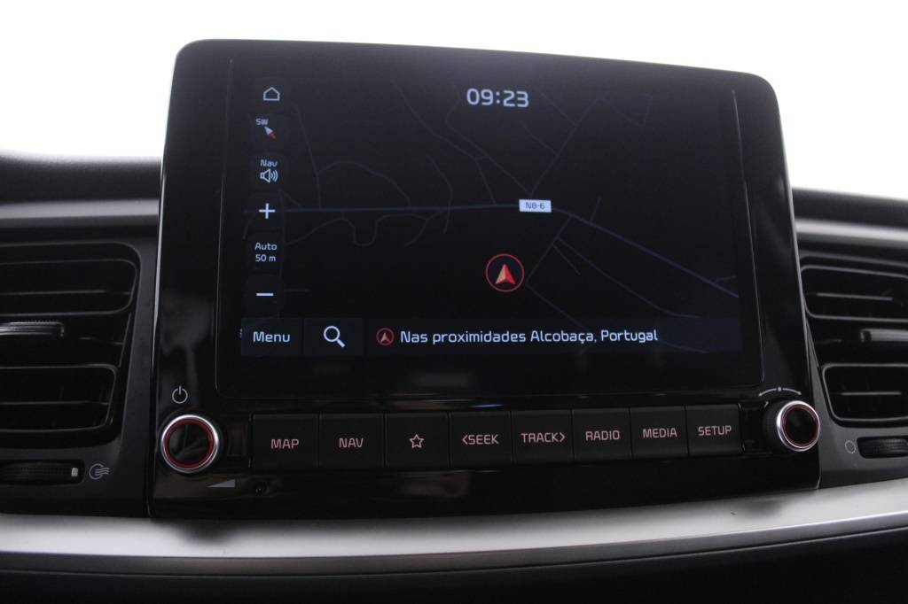 kia-stonic-2024-gasolina-1197cc
