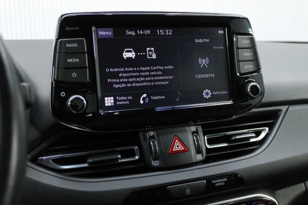 hyundai-i30-2024-gasolina-998cc