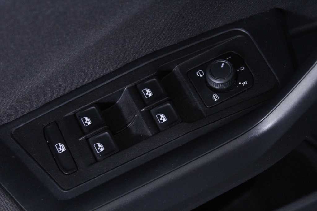 volkswagen-t-roc-2024-gasolina-999cc