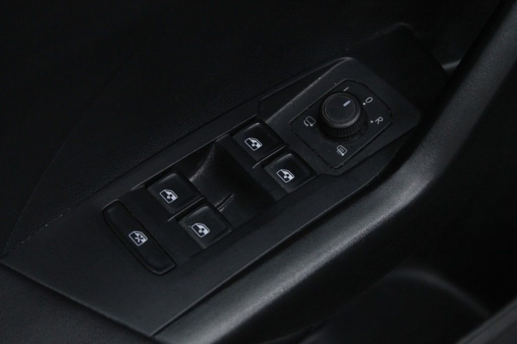 volkswagen-t-cross-2023-gasolina-999cc