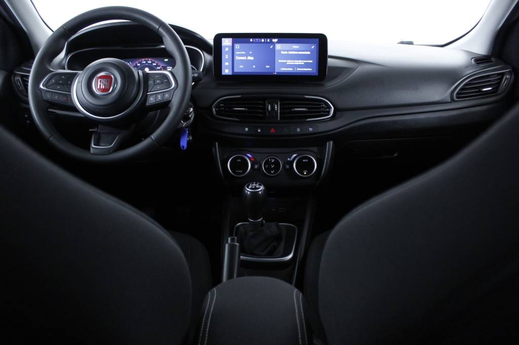 fiat-tipo-station-wagon-2023-gasolina-999cc