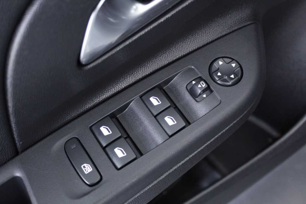 opel-corsa-2024-gasolina-1199cc