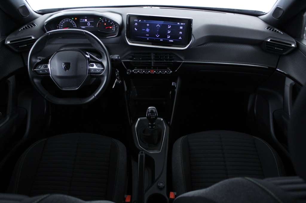 peugeot-2008-2024-gasolina-1199cc
