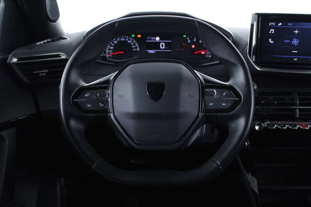 peugeot-2008-2024-gasolina-1199cc