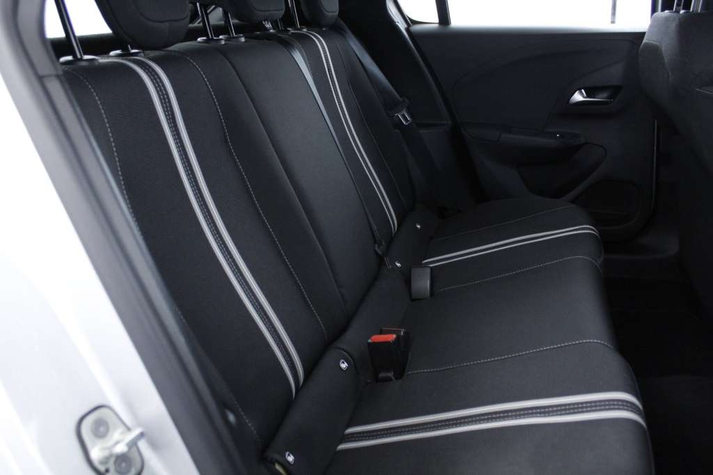 opel-corsa-2024-gasolina-1199cc