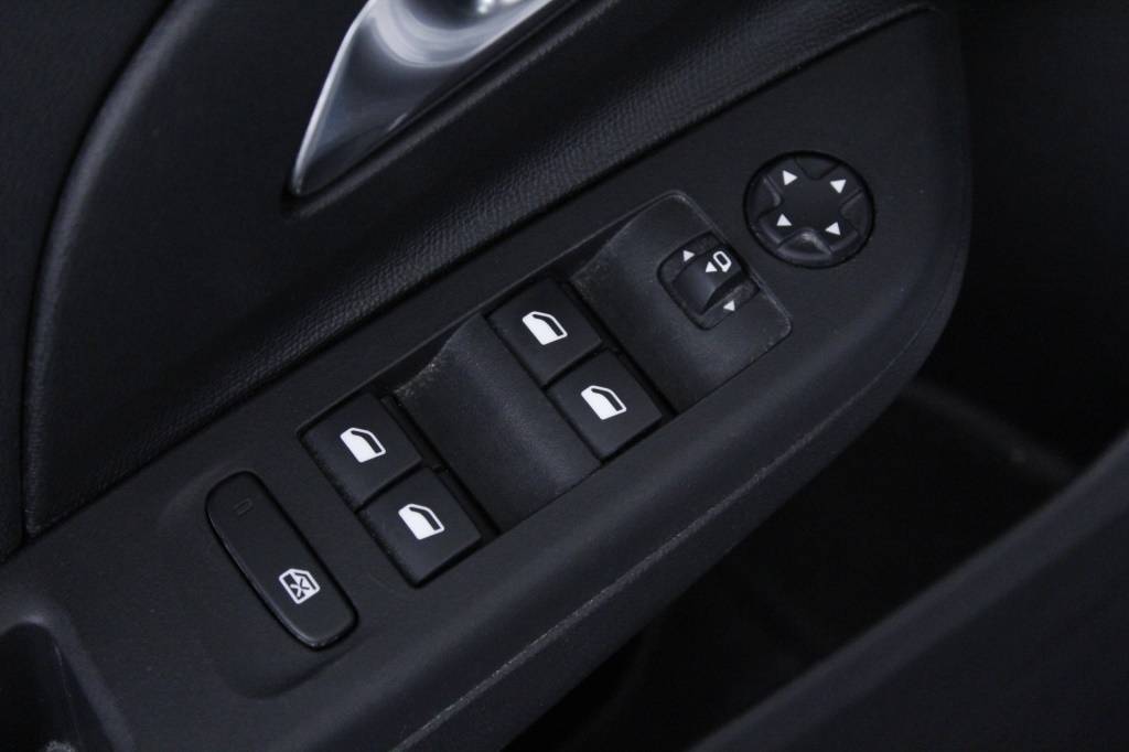 opel-corsa-2024-gasolina-1199cc