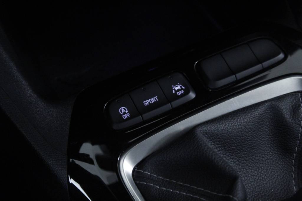 opel-corsa-2024-gasolina-1199cc