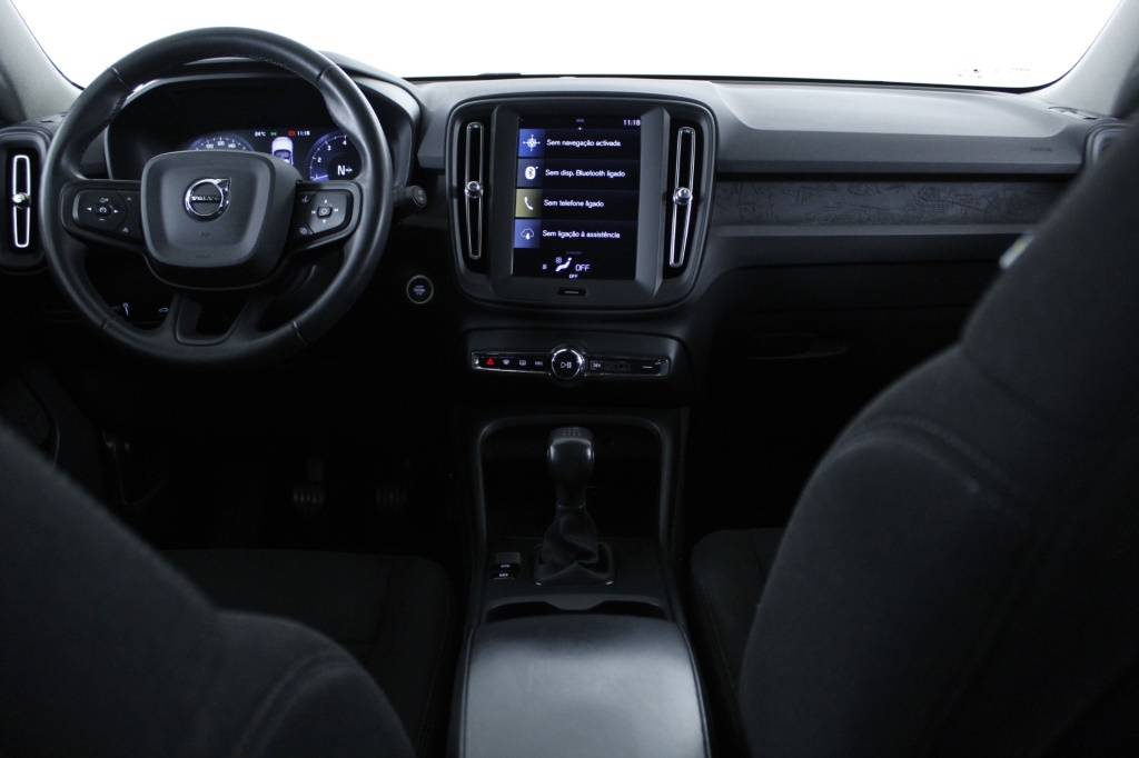 volvo-xc40-2022-gasolina-1477cc