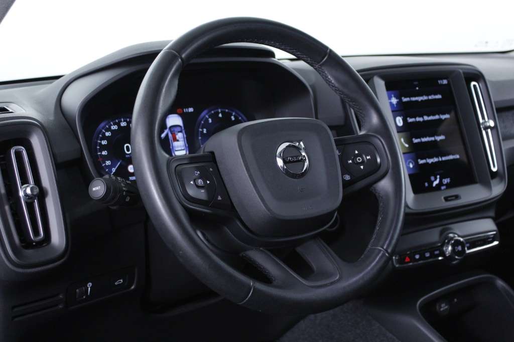 volvo-xc40-2022-gasolina-1477cc