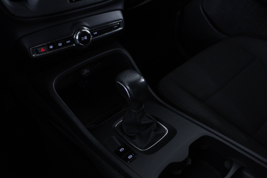 volvo-xc40-2022-gasolina-1477cc