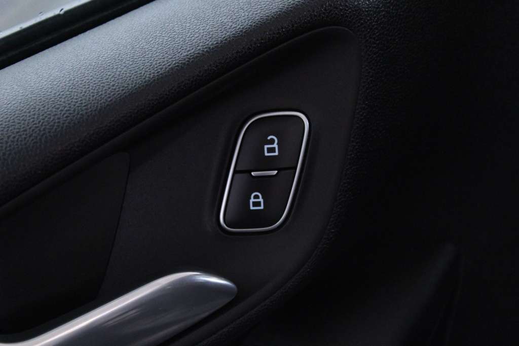 ford-fiesta-2023-gasolina-998cc