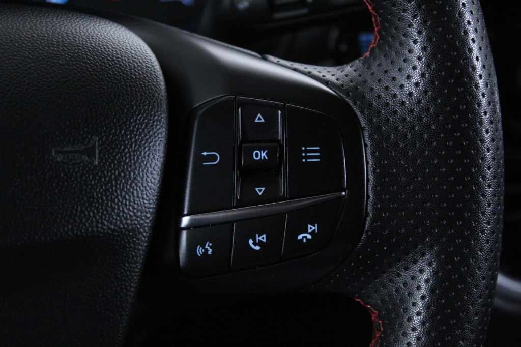 ford-fiesta-2023-gasolina-998cc
