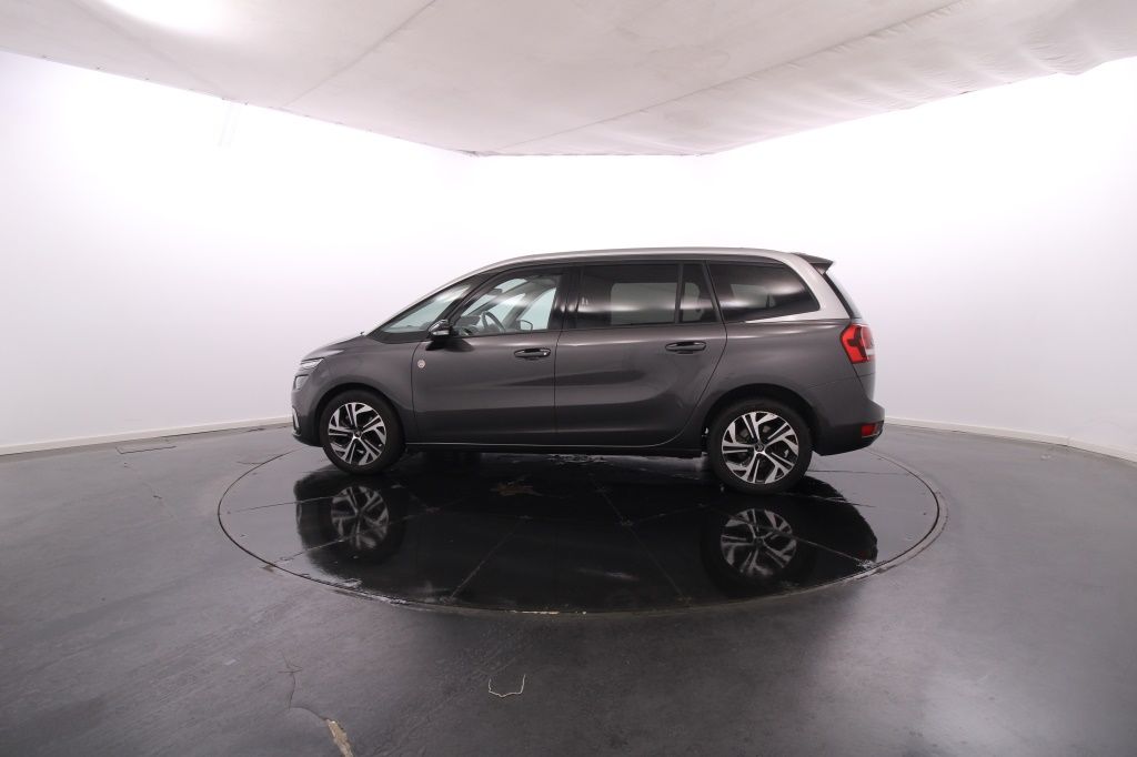 citroen-spacetourer-2021-diesel-1499cc