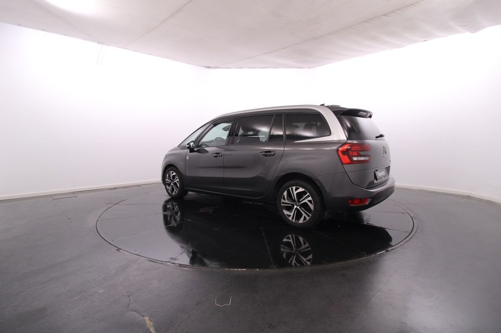 citroen-spacetourer-2021-diesel-1499cc