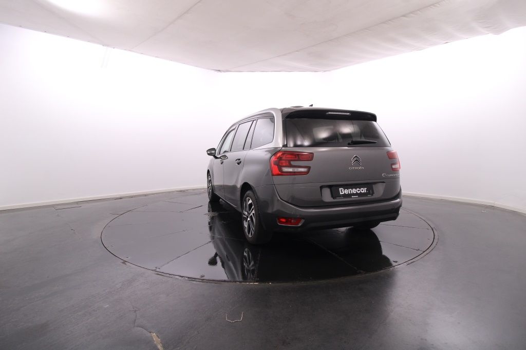 citroen-spacetourer-2021-diesel-1499cc