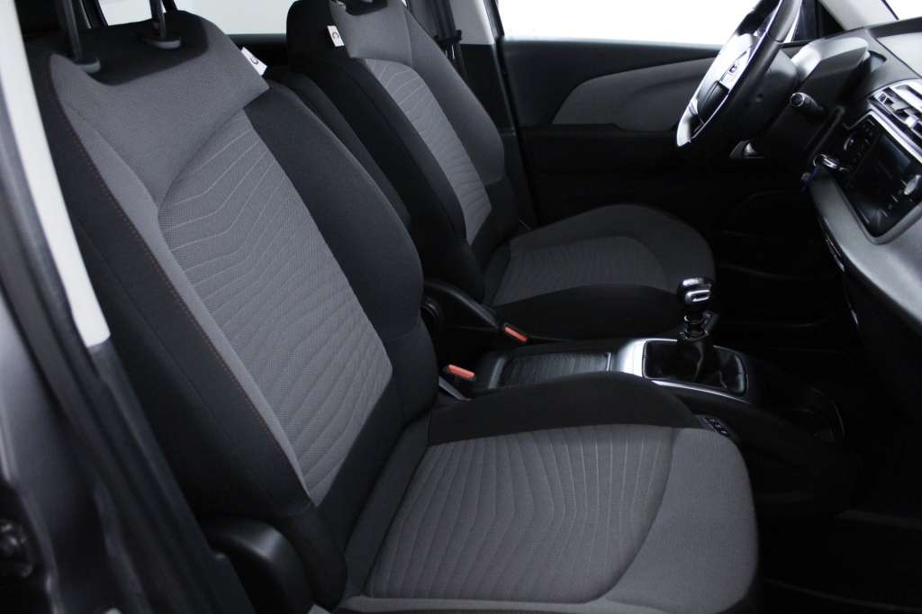 citroen-spacetourer-2021-diesel-1499cc