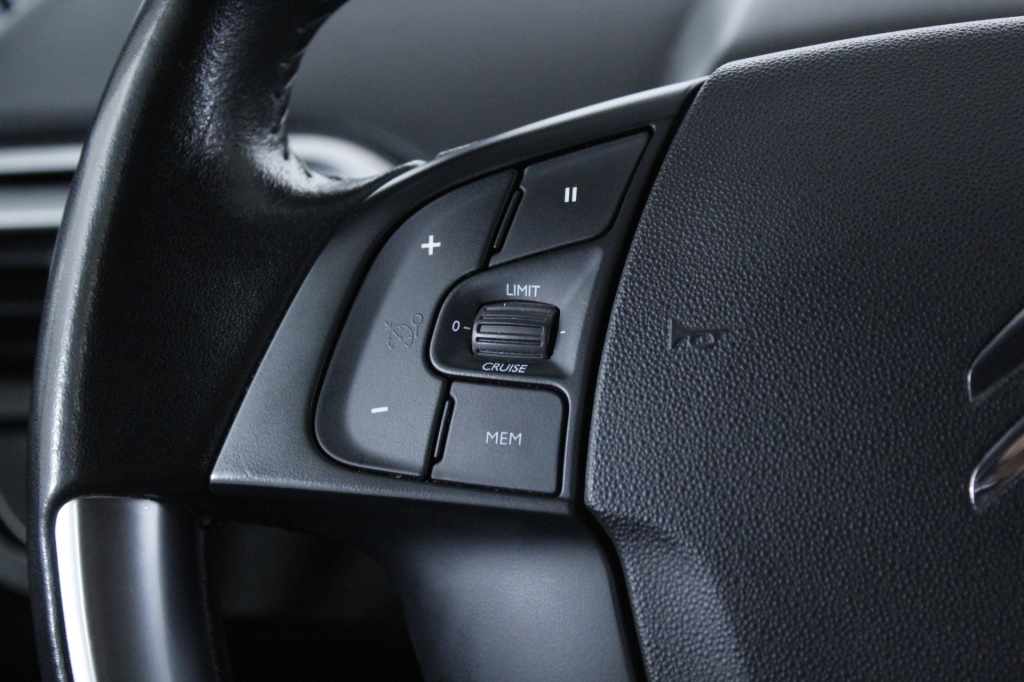 citroen-spacetourer-2021-diesel-1499cc