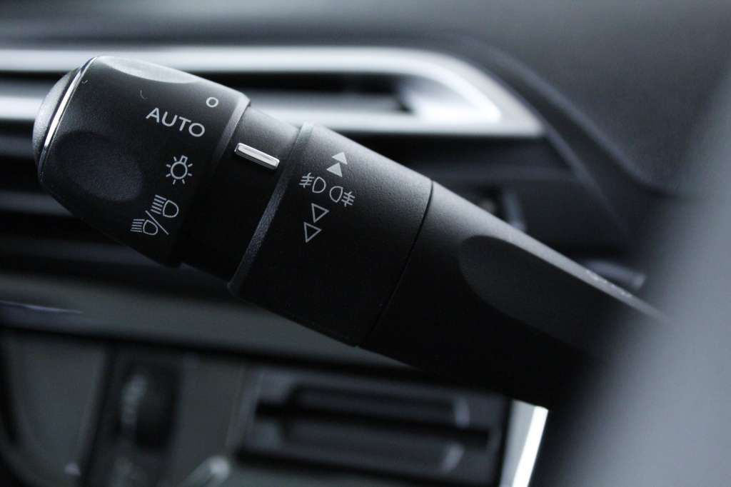 citroen-spacetourer-2021-diesel-1499cc
