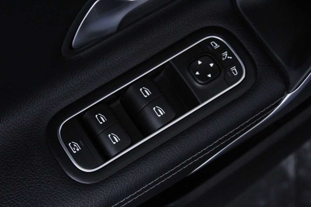 mercedes-benz-classe-a-2024-diesel-1990cc