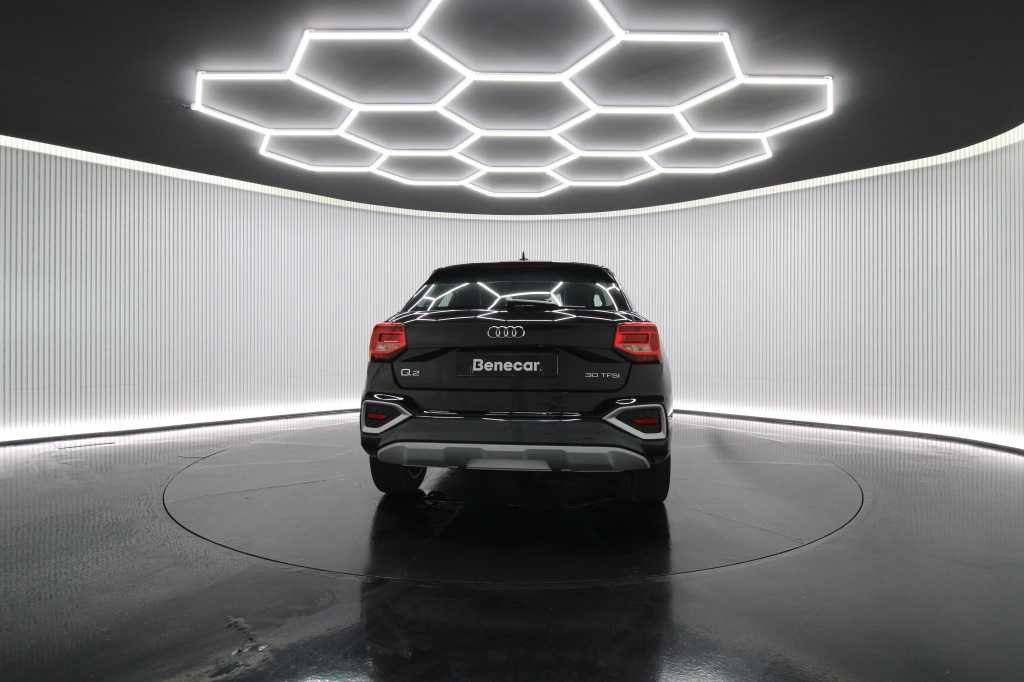 audi-q2-2025-gasolina-999cc