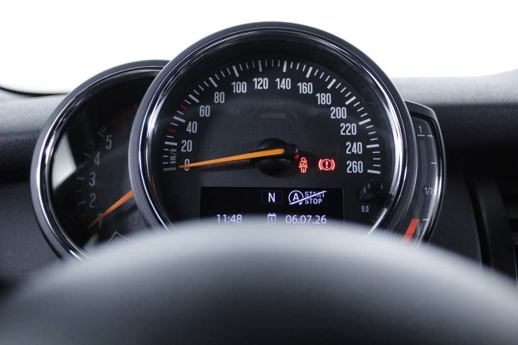 mini-one-2019-diesel-1496cc