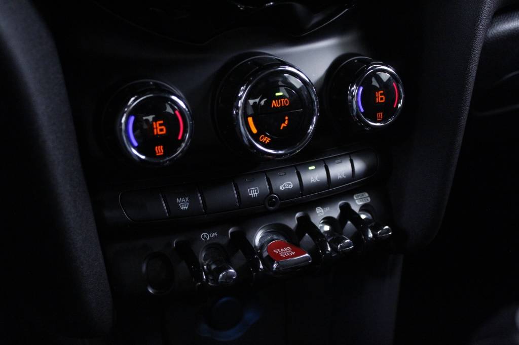 mini-one-2019-diesel-1496cc