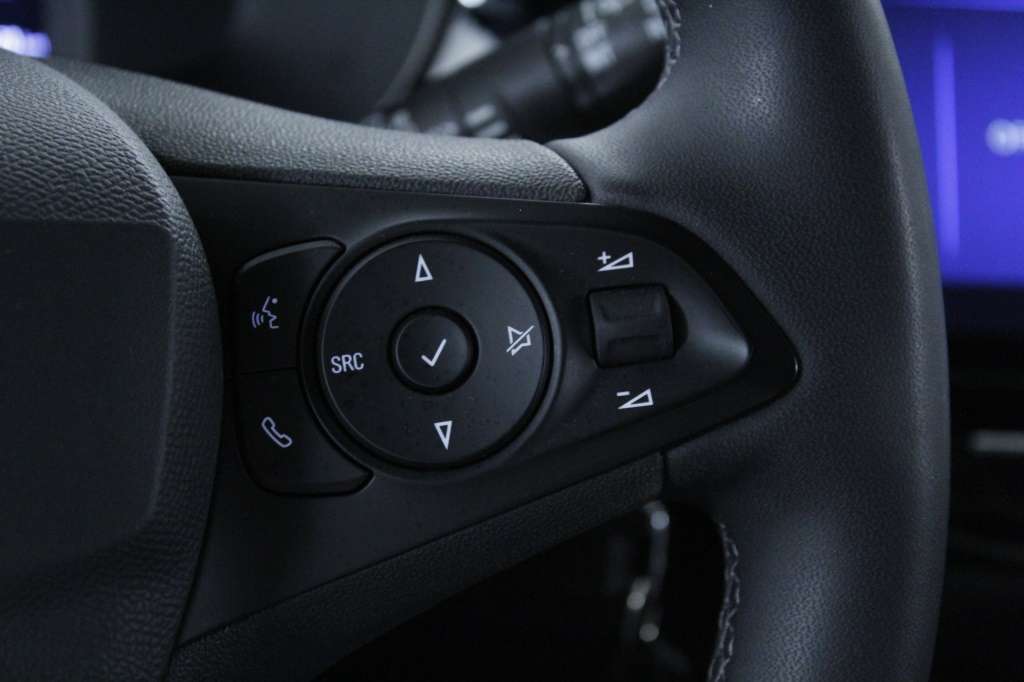 opel-corsa-2024-gasolina-1199cc