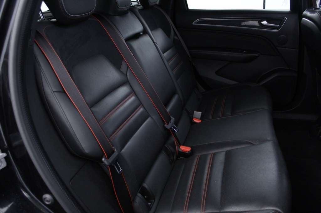 renault-arkana-2023-hibrido-1332cc