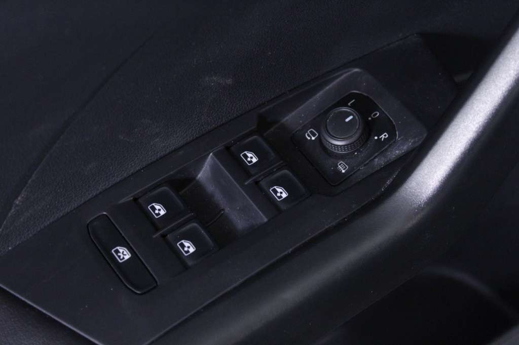 volkswagen-t-cross-2023-gasolina-999cc
