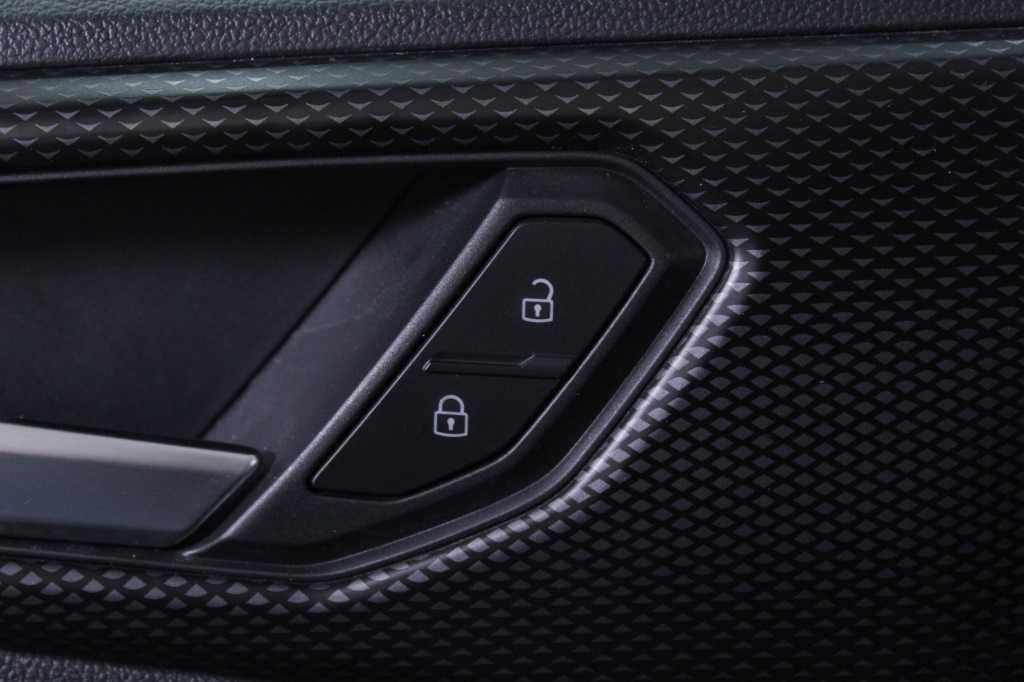 volkswagen-t-cross-2023-gasolina-999cc