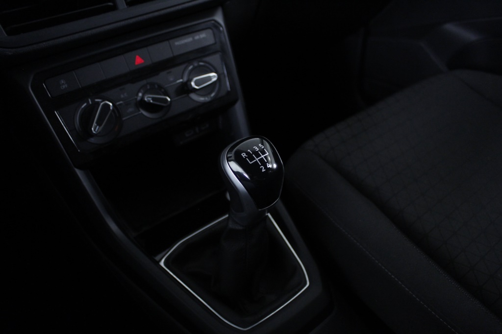 volkswagen-t-cross-2023-gasolina-999cc