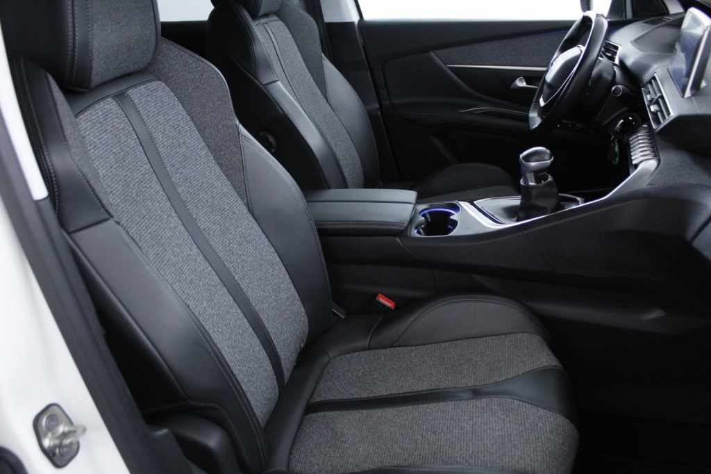peugeot-3008-2019-diesel-1499cc
