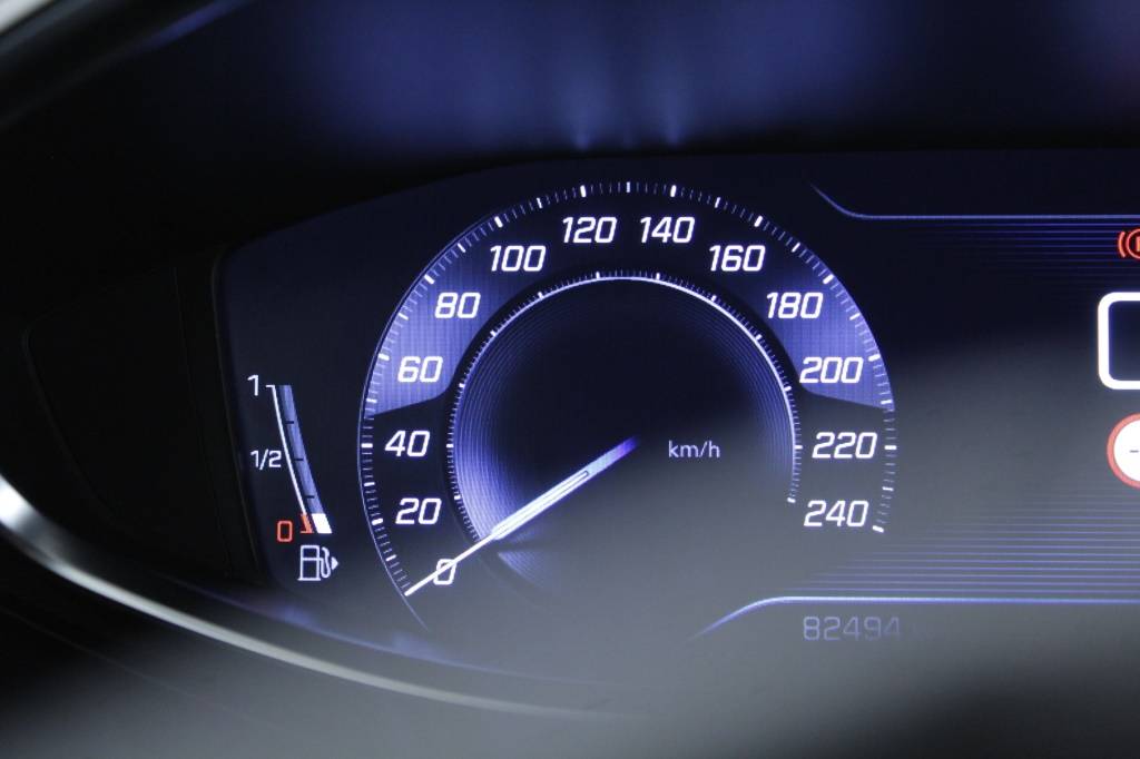 peugeot-3008-2019-diesel-1499cc
