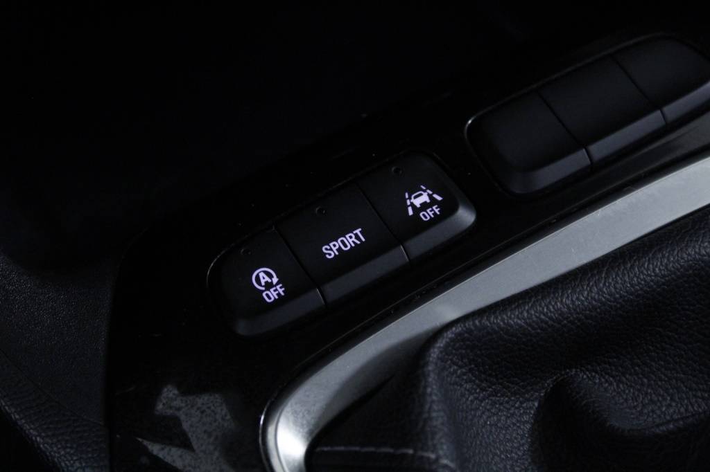 opel-corsa-2024-gasolina-1199cc
