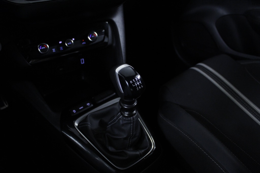 opel-corsa-2024-gasolina-1199cc