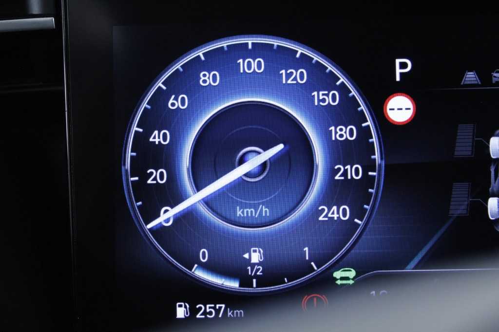 hyundai-tucson-2022-hibrido-1598cc