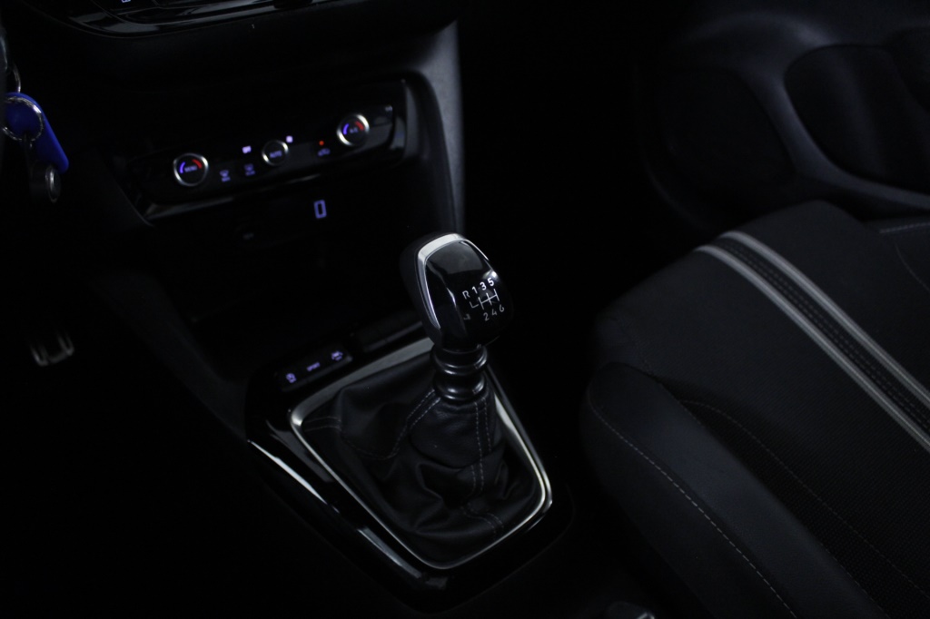 opel-corsa-2024-gasolina-1199cc