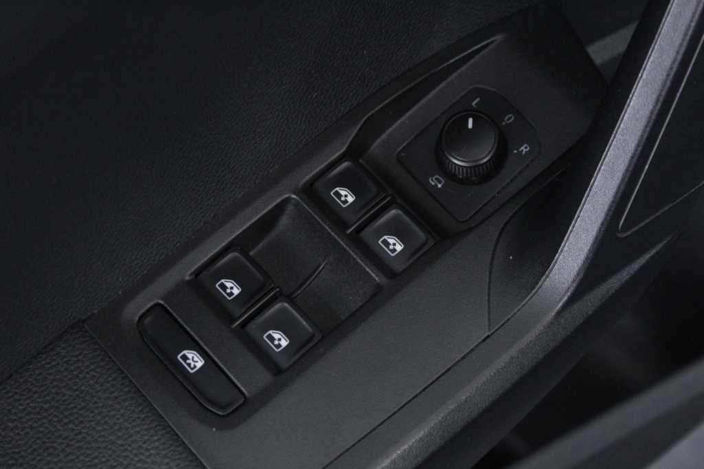 seat-ibiza-2019-gasolina-999cc