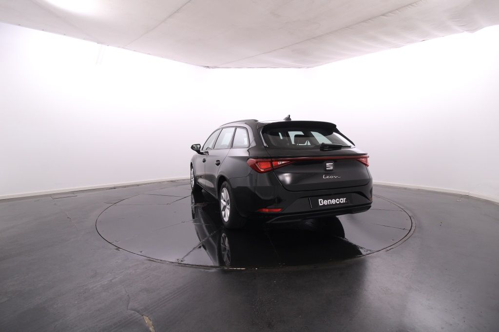 seat-leon-st-2024-gasolina-999cc