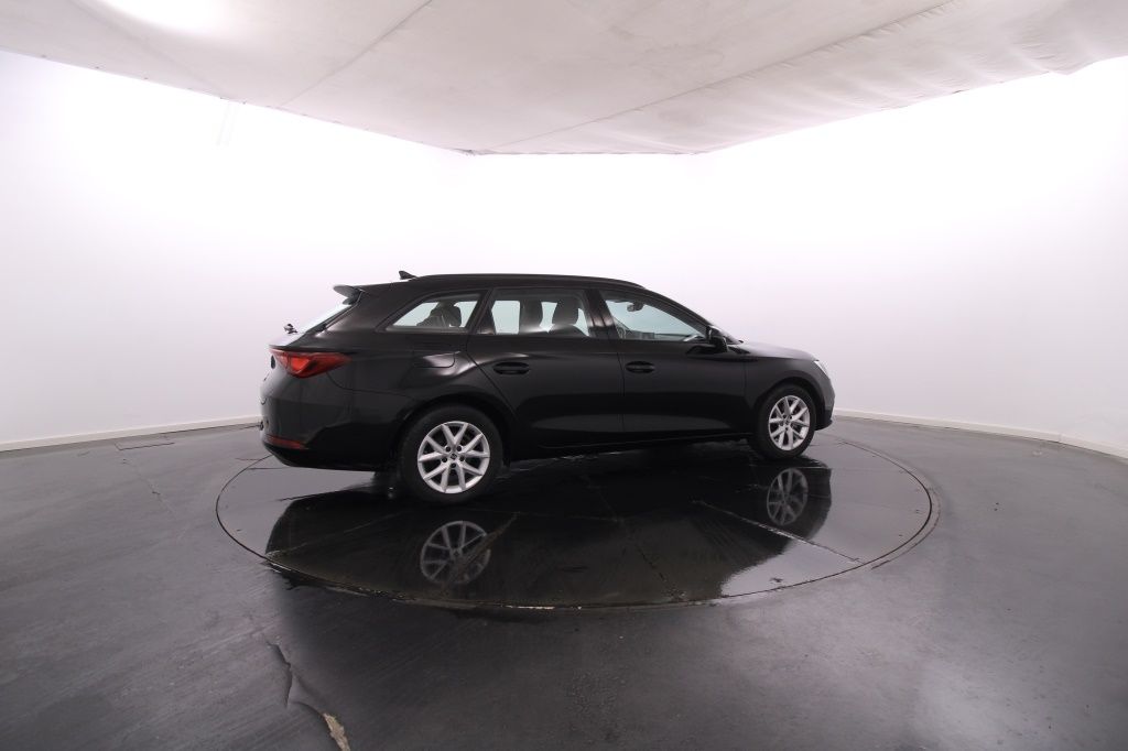seat-leon-st-2024-gasolina-999cc
