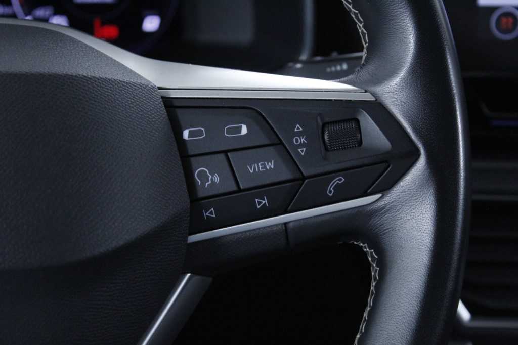 seat-leon-st-2024-gasolina-999cc
