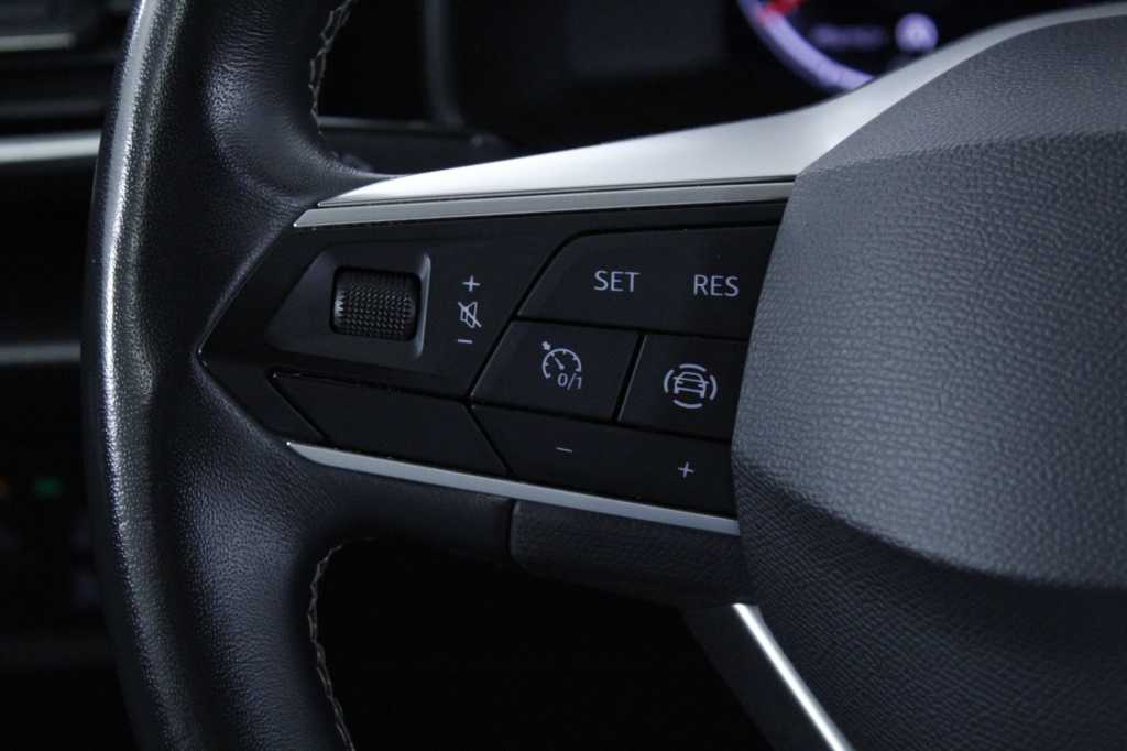 seat-leon-st-2024-gasolina-999cc
