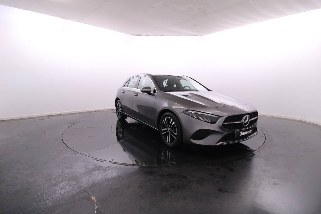 mercedes-benz-classe-a-2024-hibrido-1332cc